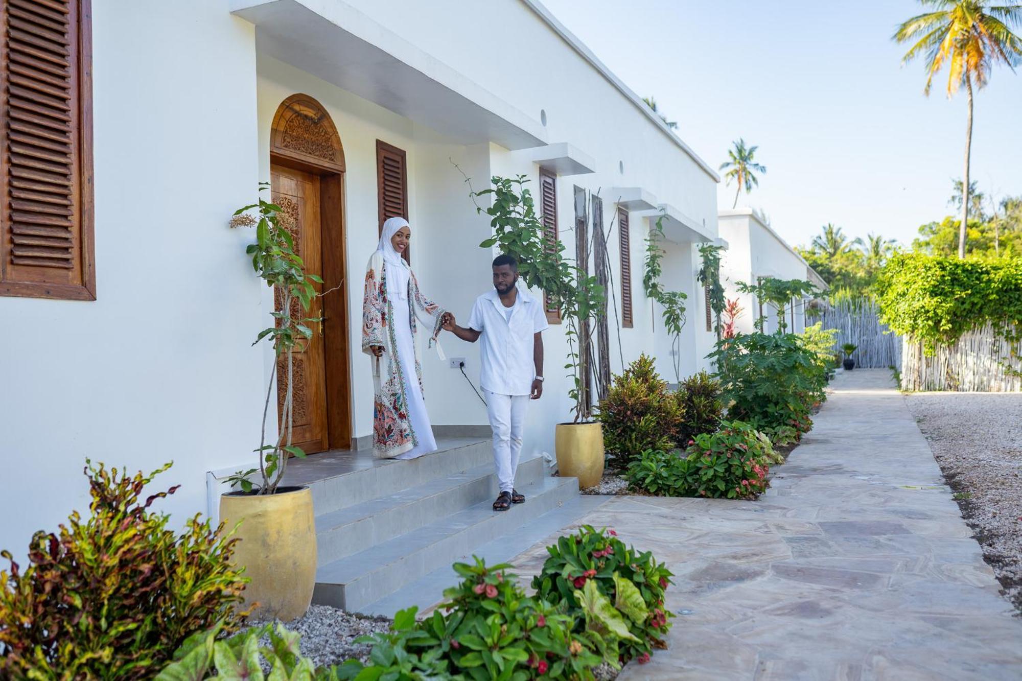 Pili Pili Orient Beach Resort Bwejuu Bagian luar foto