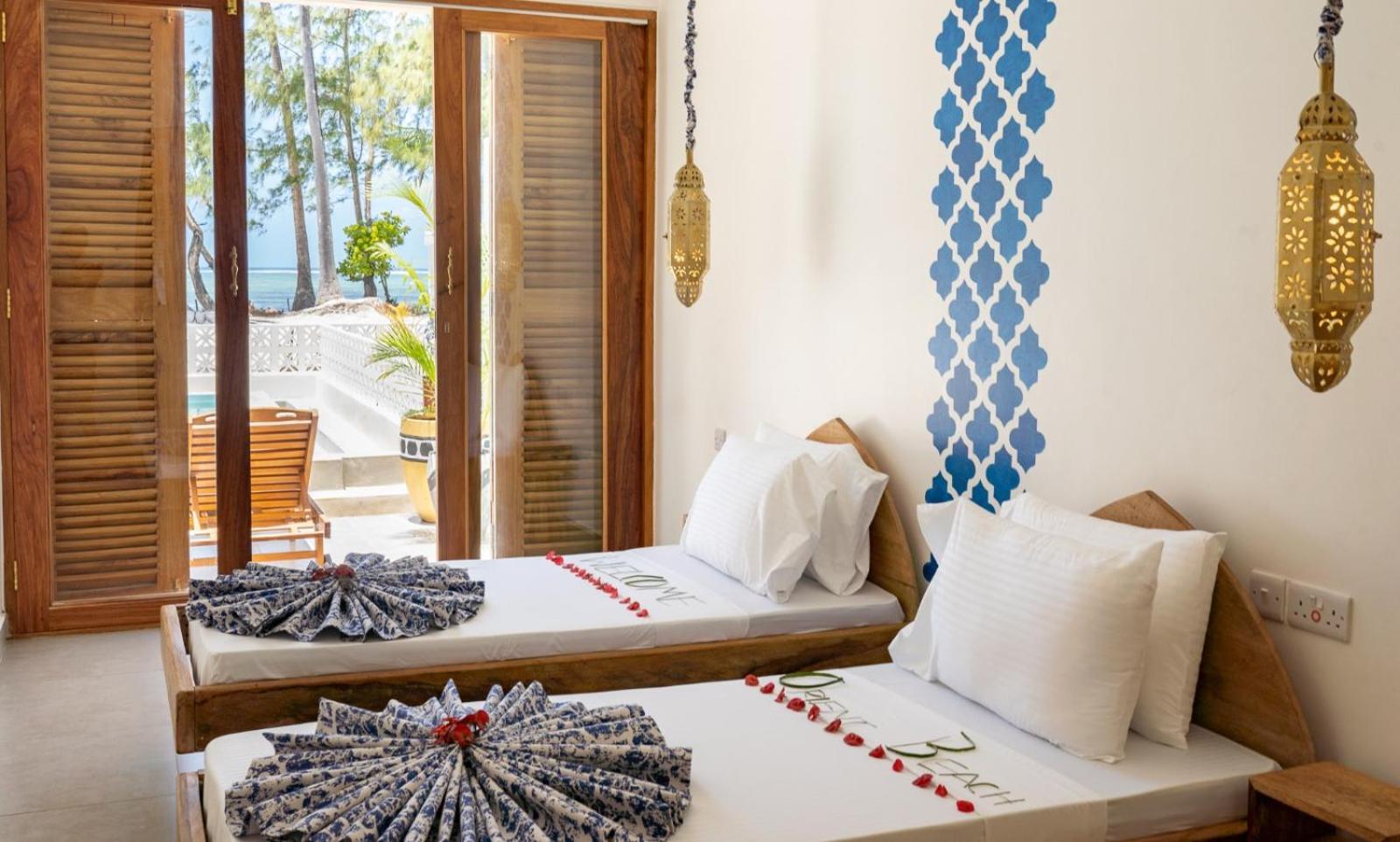 Pili Pili Orient Beach Resort Bwejuu Bagian luar foto