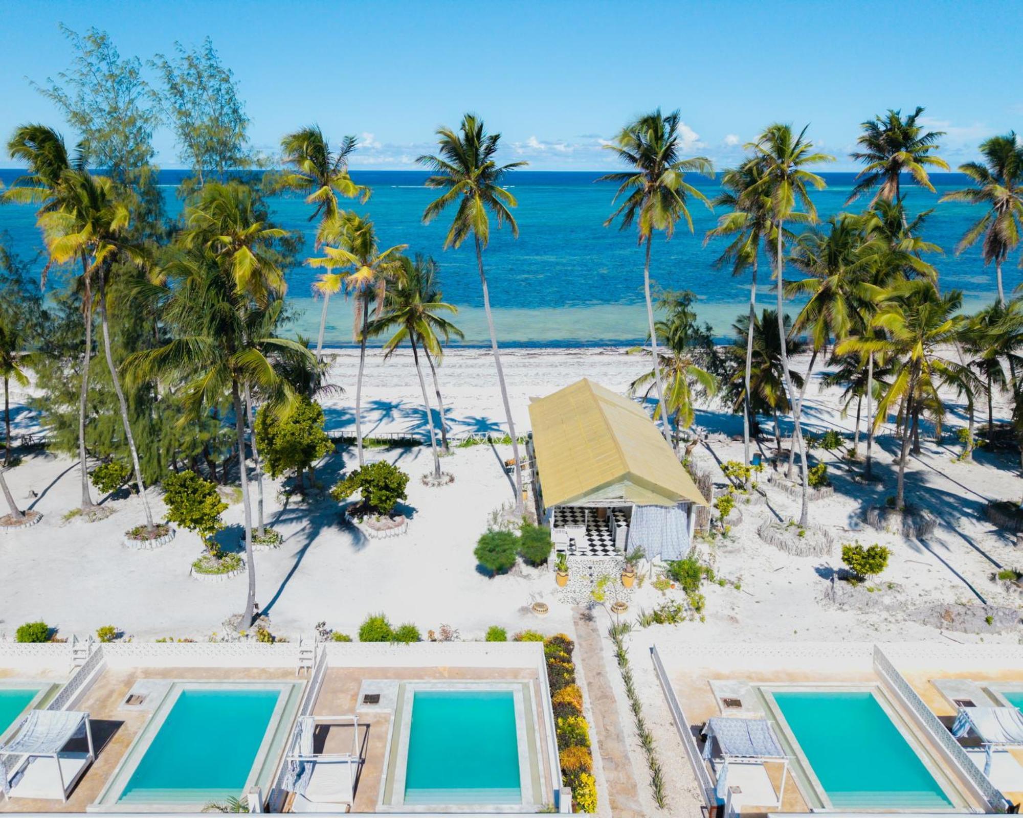 Pili Pili Orient Beach Resort Bwejuu Bagian luar foto